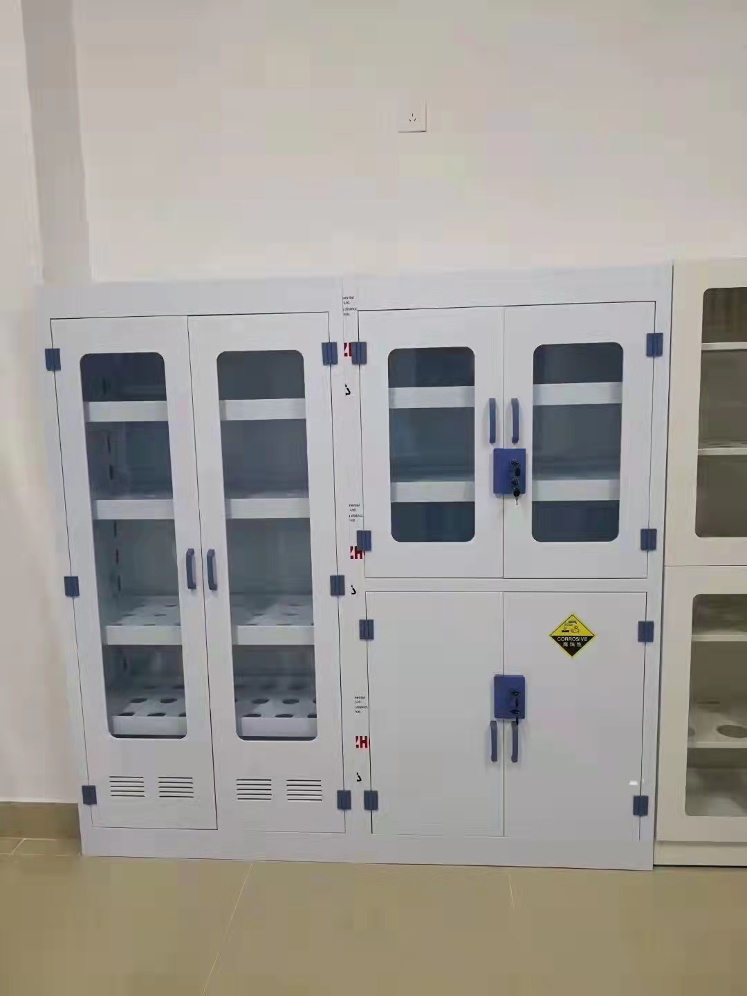 1650874281181412.jpg 試劑柜、器皿柜.jpg